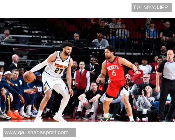 勇士轻松战胜湖人雷霆险胜火箭展现实力与紧张局势的微妙平衡